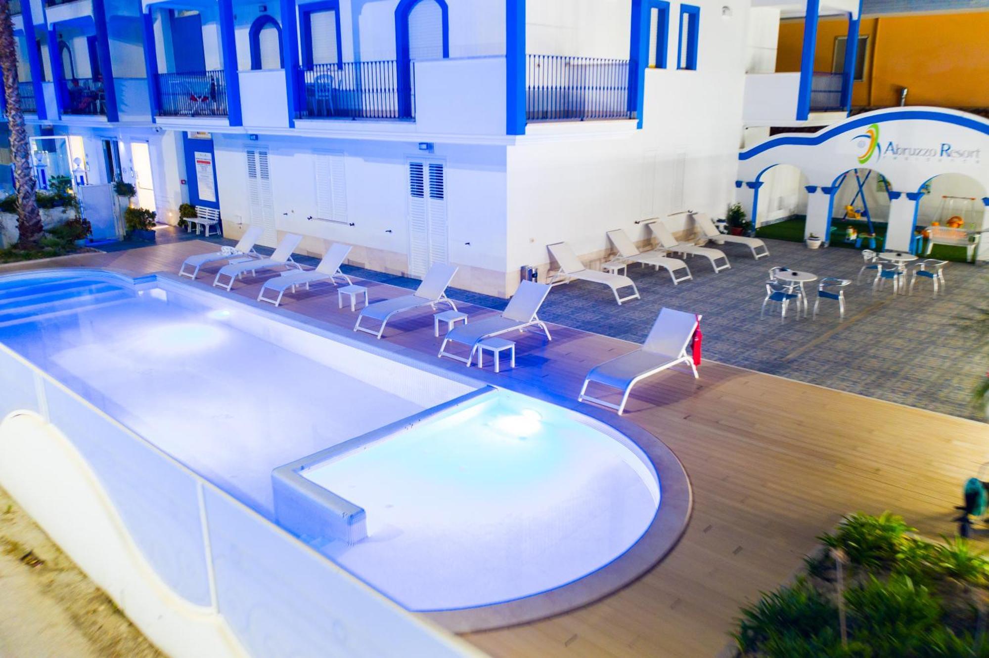 Residence Abruzzo Resort Tortoreto Eksteriør bilde
